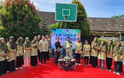 HUT KE-42 SMP N 2 GIRIMULYO